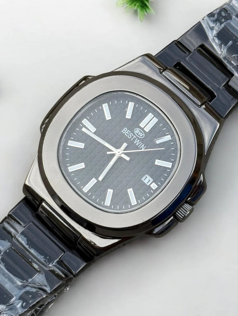 Bestwin Stainless Steel Watch – Elegance Meets Durability-Waterproof