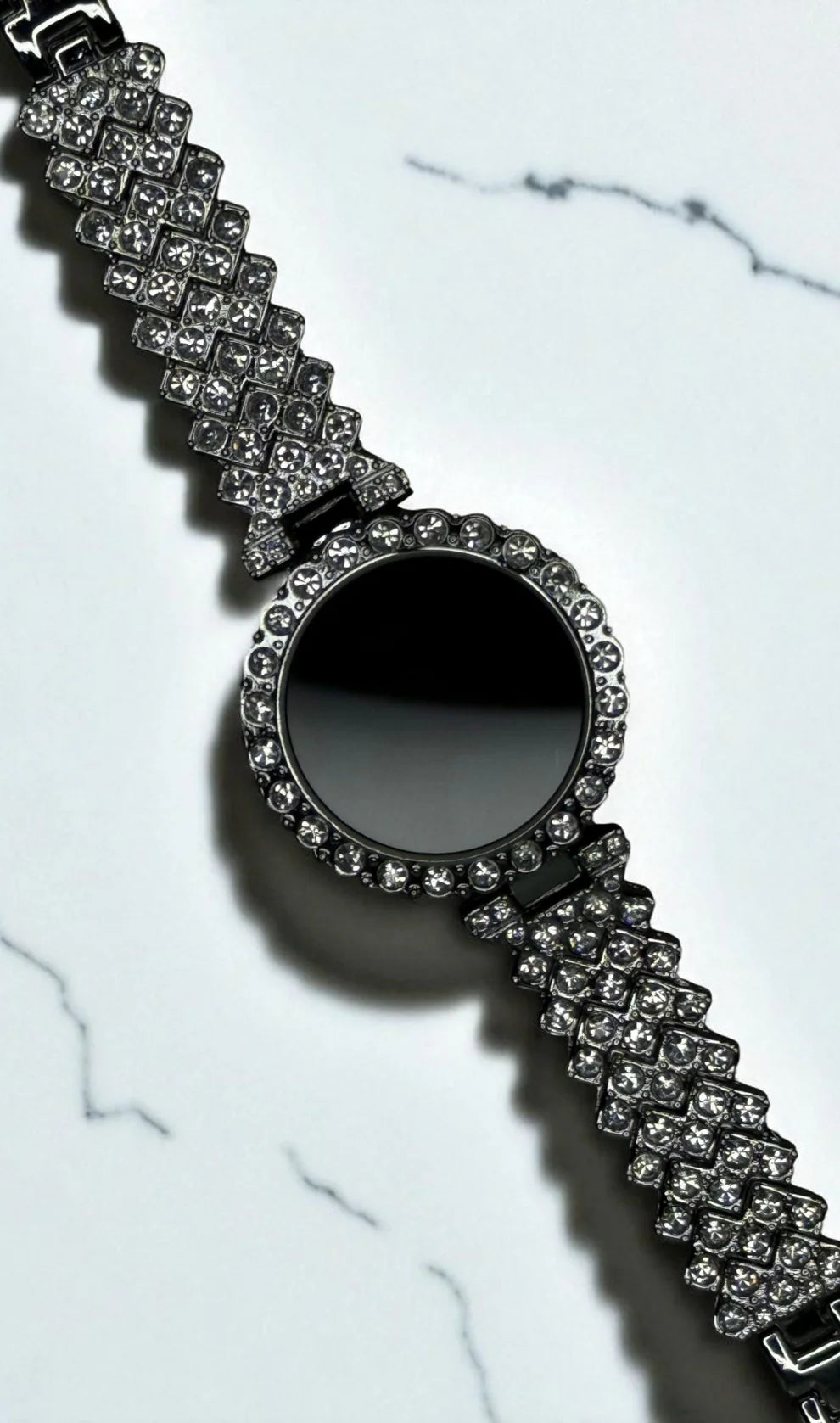 Elegant Ladies LED Smart Watch – A Fusion of Technology & Jewelry Main image